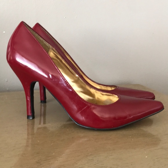 Va va va voom, RED HEELS - Picture 2 of 6